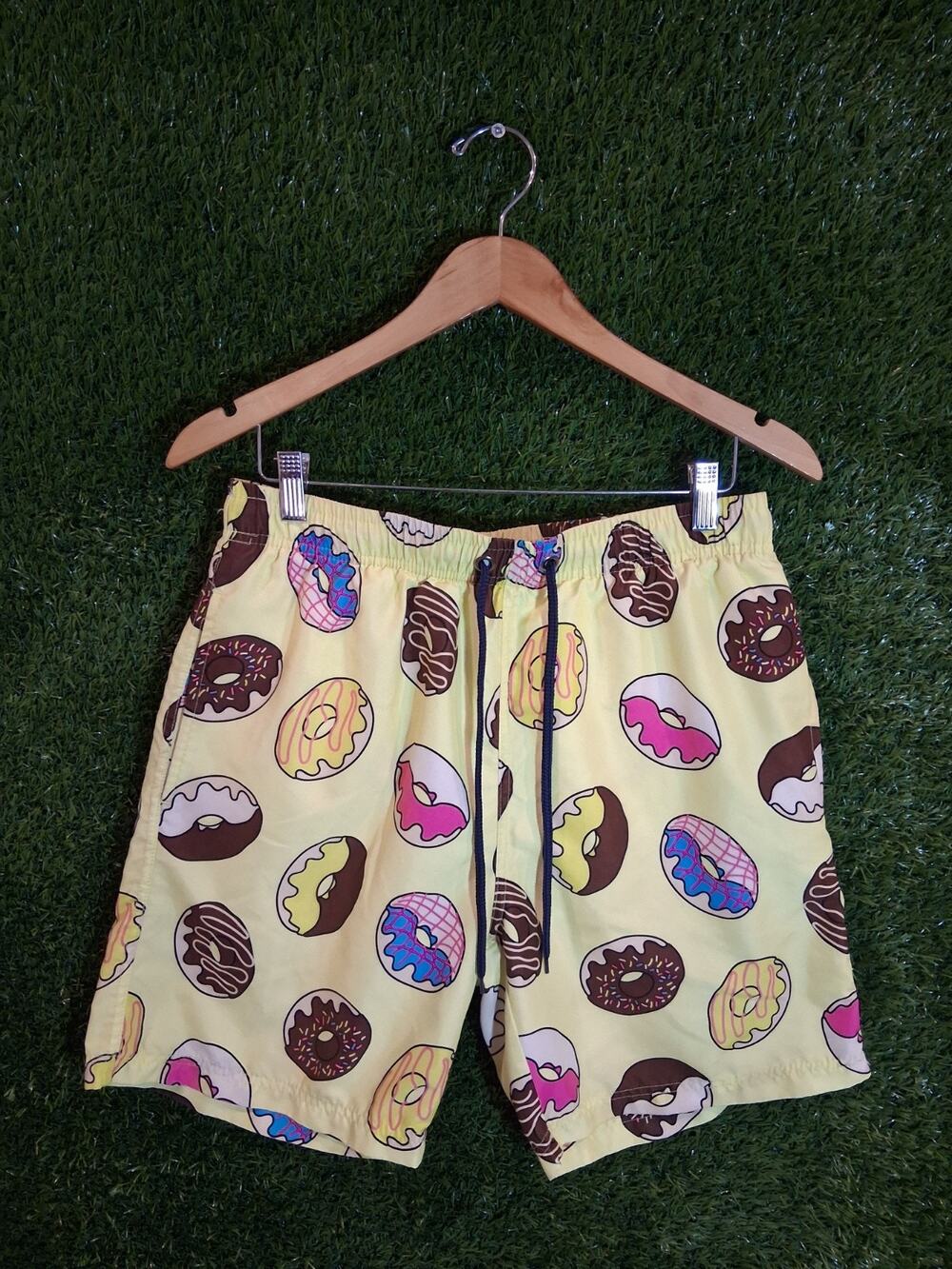 U.S. Surf Club Hawaii Men’s Swim Trunks Size M Donuts Print Board Shorts Yellow